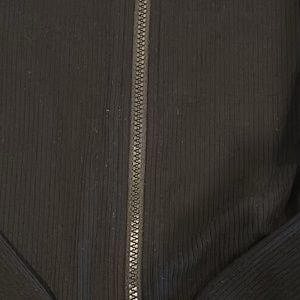 ALO Yoga Black Long Sleeve Top